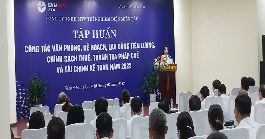Công ty Thí nghiệm điện miền Bắc tổ chức tập huấn cho khối nghiệp vụ và các Trung tâm Thí nghiệm điện trực thuộc