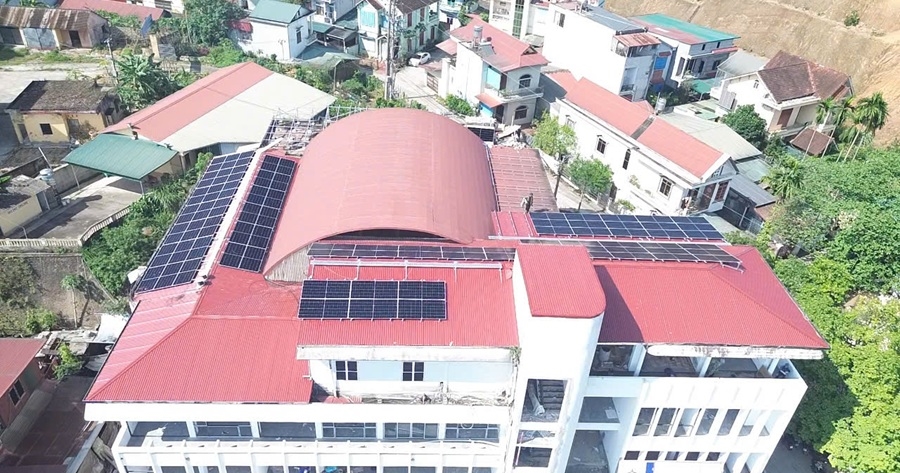 Từ mái nhà ngành điện đến cộng đồng: Điện mặt trời đang lan tỏa tại Lào Cai