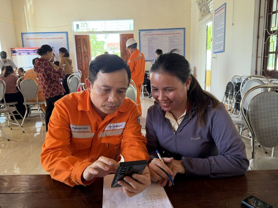 Hướng dẫn khách hàng cài đặt app CSKH