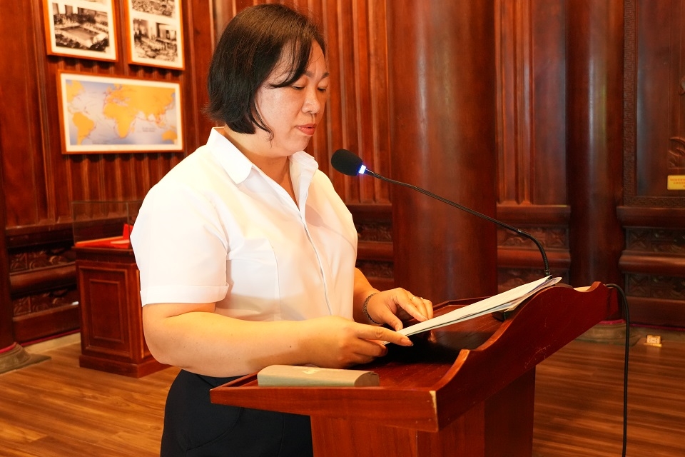 20.3