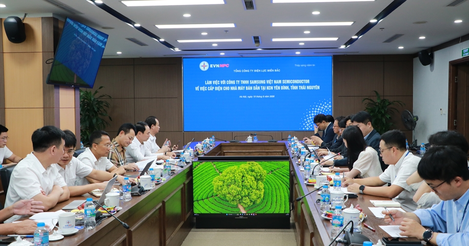 EVNNPC làm việc với Công ty TNHH Samsung Việt Nam Semiconductor về phương án cấp điện tại Khu công nghiệp Yên Bình, tỉnh Thái Nguyên