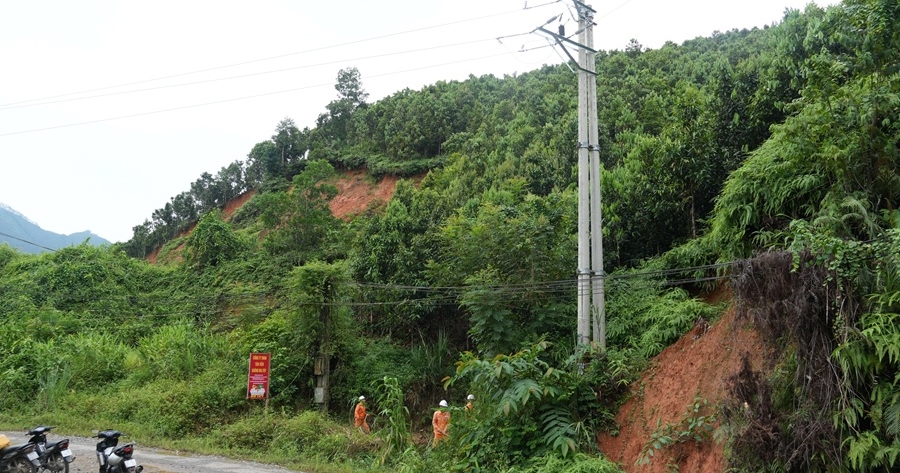 Công ty Điện lực Lào Cai: Chủ động phòng ngừa thiên tai, nâng cao sức chống chịu cho lưới điện
