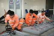 Điện lực Dương Kinh (Công ty Điện lực Hải Phòng) thực hiện công xưởng hóa công tơ, tăng tốc thay tháo định kỳ cuối năm 2026