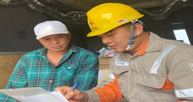 PC Hải Dương: Điện lực Thanh Miện tăng cường công tác kiểm tra áp giá bán điện  khách hàng